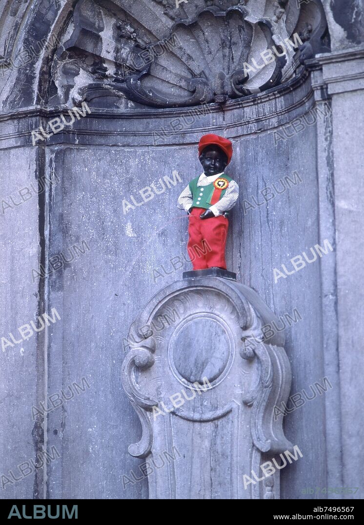 JEROME DUQUESNOY EL VIEJO (1602-1654). MANNEKEN PIS-ESTATUA DE BRONCE REALIZADA EN 1619 - FOTO AÑOS 90.