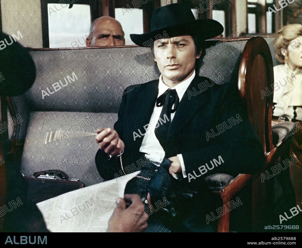 ALAIN DELON en SOL ROJO, 1971 (SOLEIL ROUGE), dirigida por TERENCE YOUNG. Copyright LES FILMS CORONA.