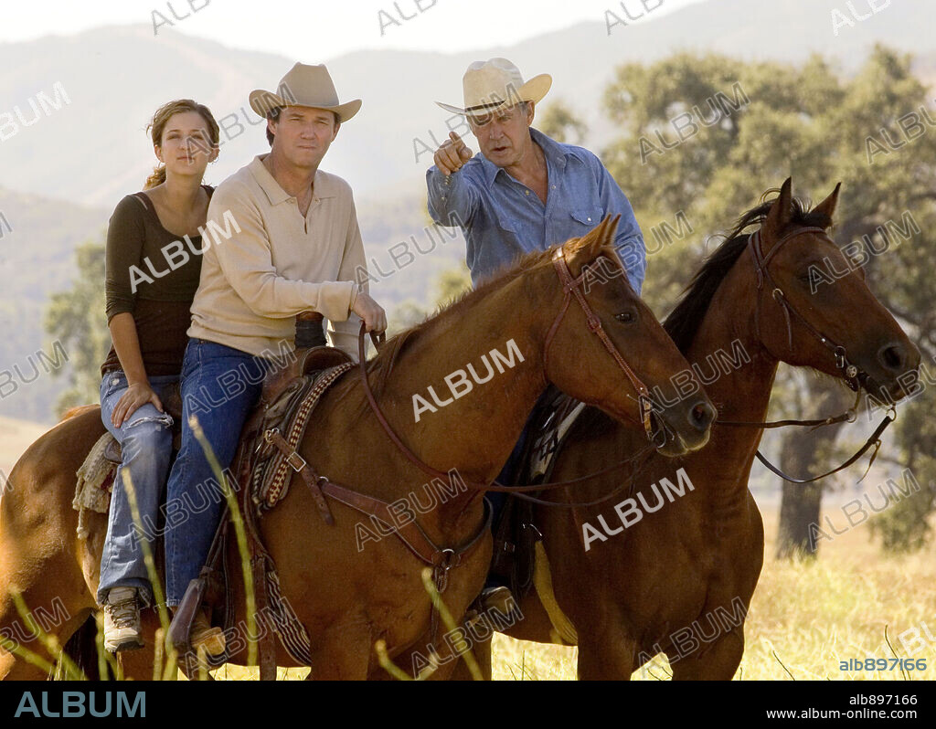 GEOFFREY LEWIS, HALLE HIRSH and RICHARD THOMAS in WILD HEARTS, 2006, directed by STEVE BOYUM. Copyright HALLMARK.