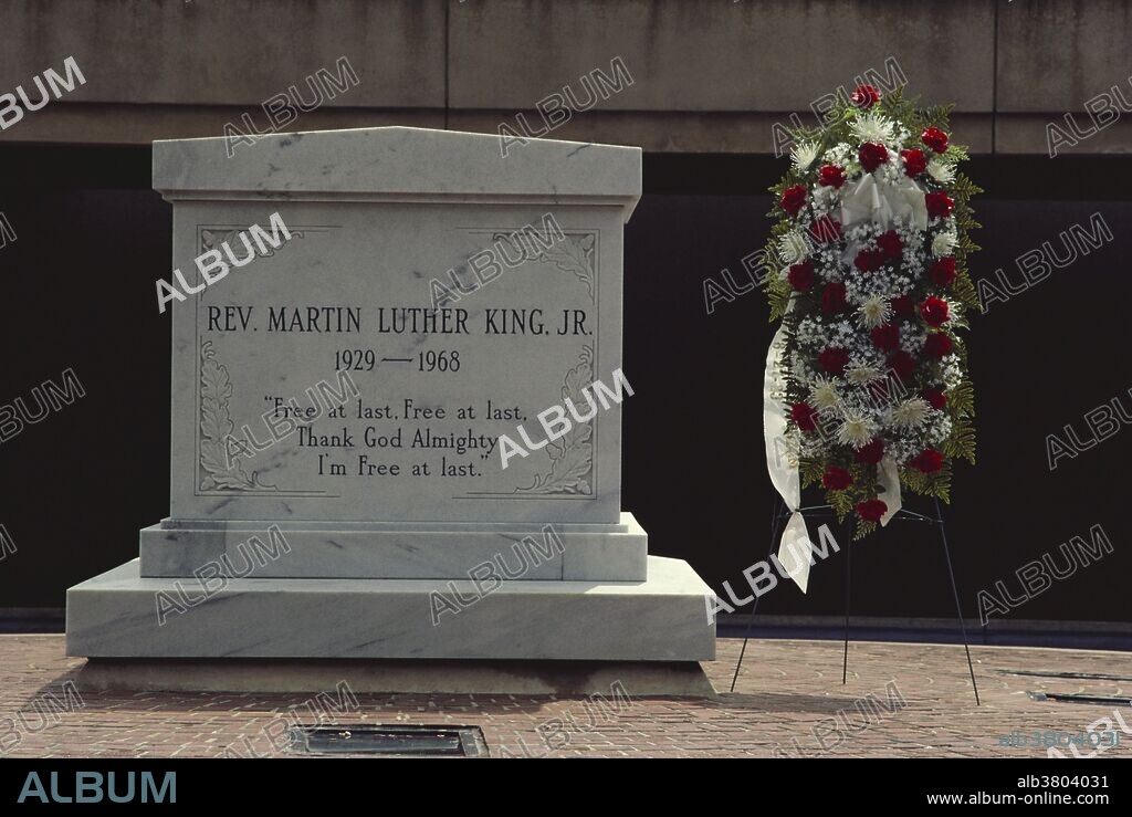 Grave of civil rights leader Martin Luther King, Jr. (January 15, 1929 - April 4, 1968), in Atlanta, Georgia. King won the Nobel Peace Prize for his work to end racial segregation and discrimination through civil disobedience and other non-violent means.