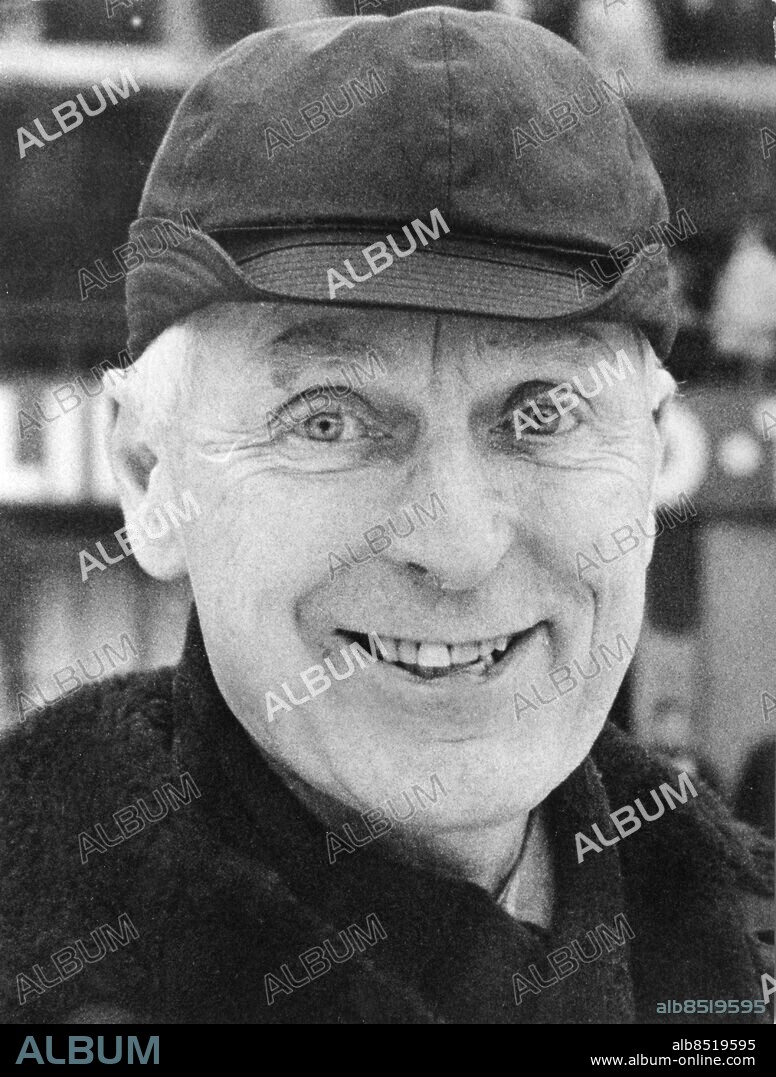 Göteborg 1969-02-23 - Generalskreterare Tage Stolpe - skrinnarbas i IK Vega - *** Local Caption *** GT Allan Karlsson. KAMERAREPORTAGE.