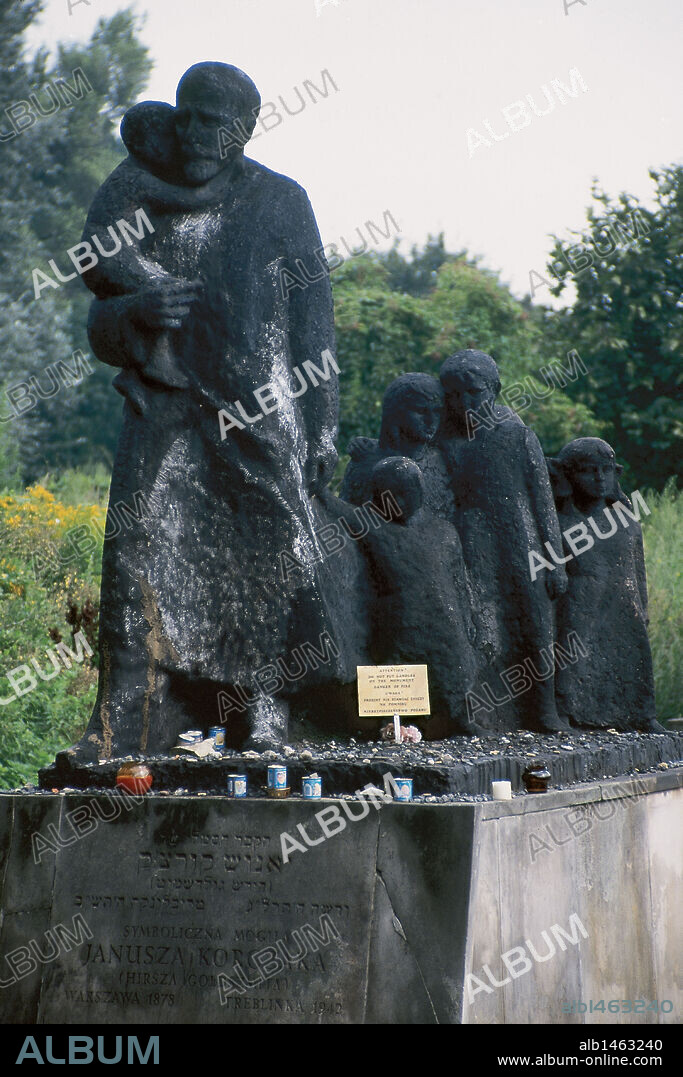 JANUSZ KORCZAK (Henryk Goldszmit) (1878-1942). Polish doctor. TOMB OF KORCZAK in the Jewish cemetery of Warsaw. Poland.