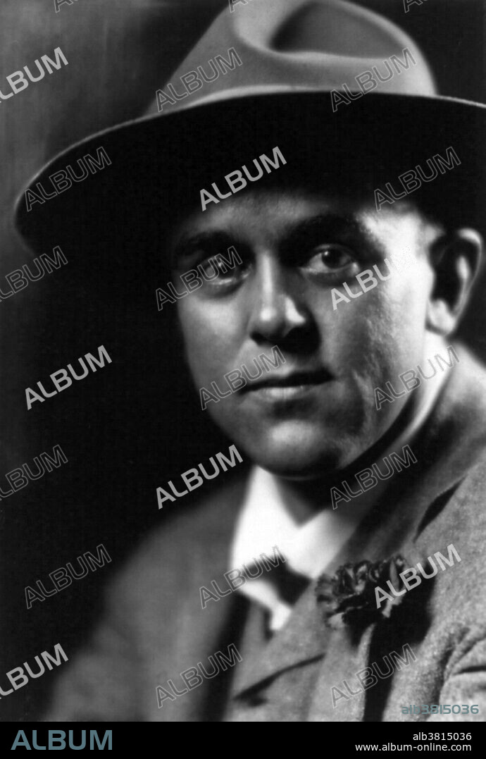 John Silas Reed (October 22, 1887 - October 17, 1920) was an American journalist, poet, and communist activist, best remembered for his first-hand account of the Bolshevik Revolution, Ten Days that Shook the World. He was married to writer and feminist Louise Bryant. Reed made his home in Greenwich Village, a burgeoning hub of poets and artists. His formal jobs on magazines paid the rent, but it was as a freelance journalist that Jack sought to establish himself. In 1913 he joined the staff of The Masses and contributed more than 50 articles and reviews. In 1913 he was sent to Mexico by the Metropolitan Magazine to report the Mexican Revolution. A series of outstanding magazine articles brought Reed a national reputation as a war correspondent. In 1917, Reed and Bryant set sail from New York to Europe. They were going as working journalists to report upon the sensational developments taking place in the fledgling republic of Russia and wound up at ground zero for the October Revolution, in which the Russian Social-Democratic Labor Party (Bolshevik) headed by Vladimir Lenin toppled the Kerensky government. Bryant was holding his hand when he died from spotted typhus in 1920, at the age of 32. After a hero's funeral, his body was buried at the Kremlin Wall Necropolis. No photographer credited, 1914.