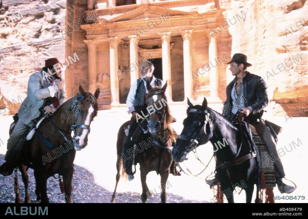 HARRISON FORD, JOHN RHYS-DAVIES y SEAN CONNERY en INDIANA JONES Y LA ÚLTIMA CRUZADA, 1989 (INDIANA JONES AND THE LAST CRUSADE), dirigida por STEVEN SPIELBERG. Copyright LUCASFILM LTD/PARAMOUNT.