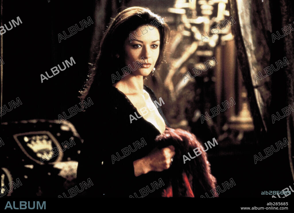 CATHERINE ZETA-JONES in THE HAUNTING, 1999, unter der Regie von JAN DE BONT. Copyright DREAMWORKS.