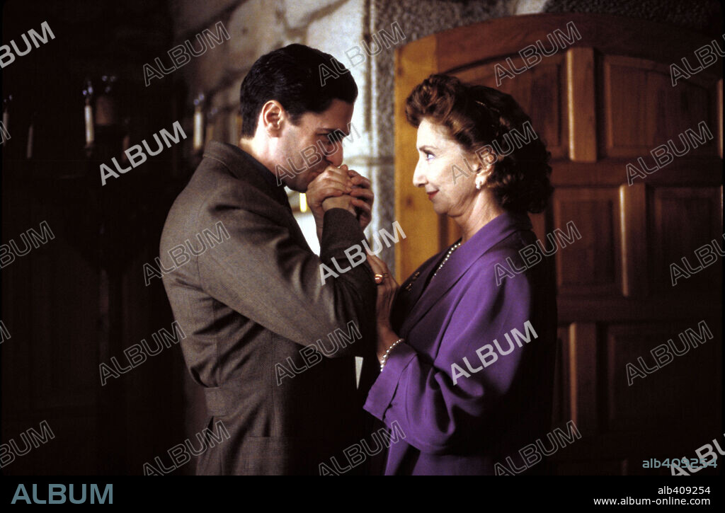 LEONARDO SBARAGLIA en DESEO, 2002, dirigida por GERARDO VERA. Copyright LOLAFILMS.