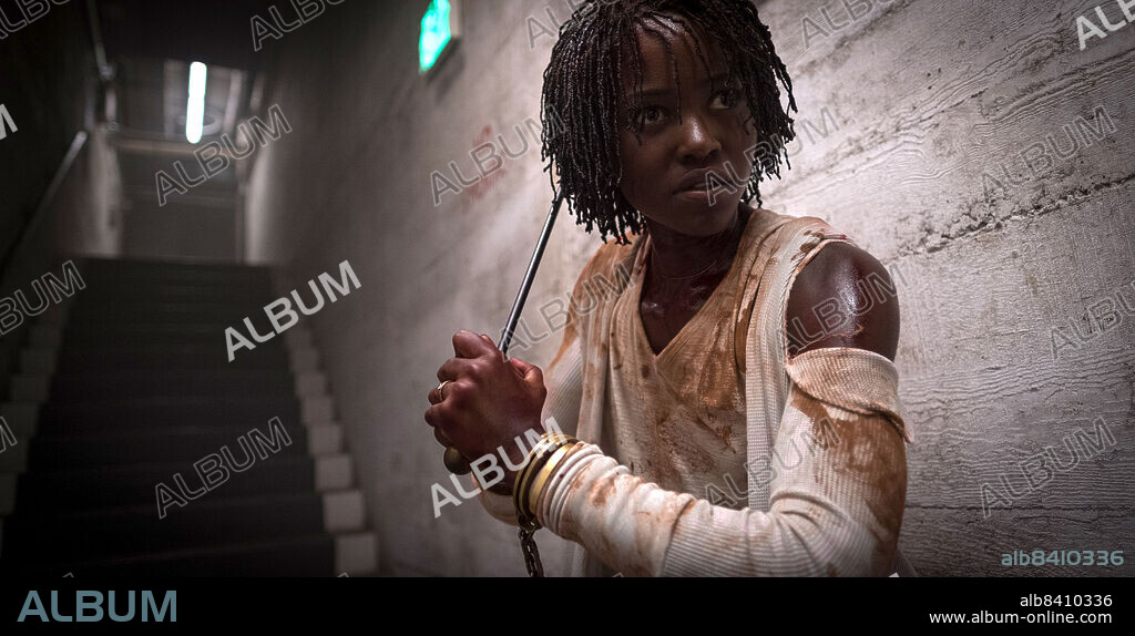 LUPITA NYONG'O en NOSOTROS, 2019 (US), dirigida por JORDAN PEELE. Copyright Blumhouse Productions / Universal Pictures / Monkeypaw Produ.