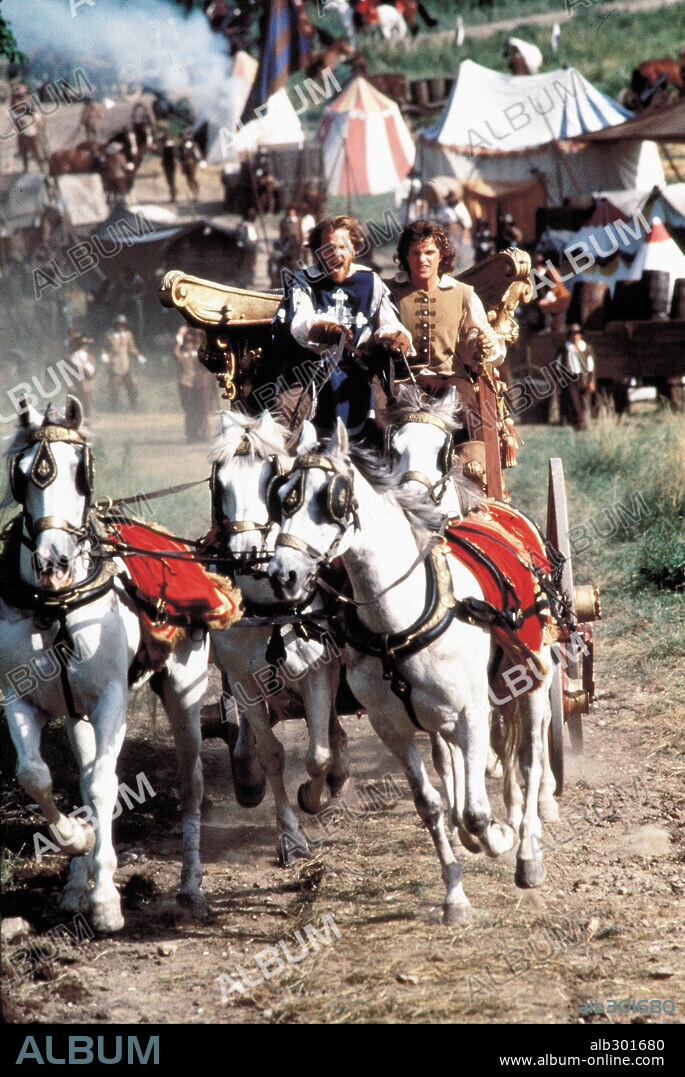 CHRIS O'DONNELL and KIEFER SUTHERLAND in THE THREE MUSKETEERS, 1993, directed by STEPHEN HEREK. Copyright WALT DISNEY PRODUCTIONS.