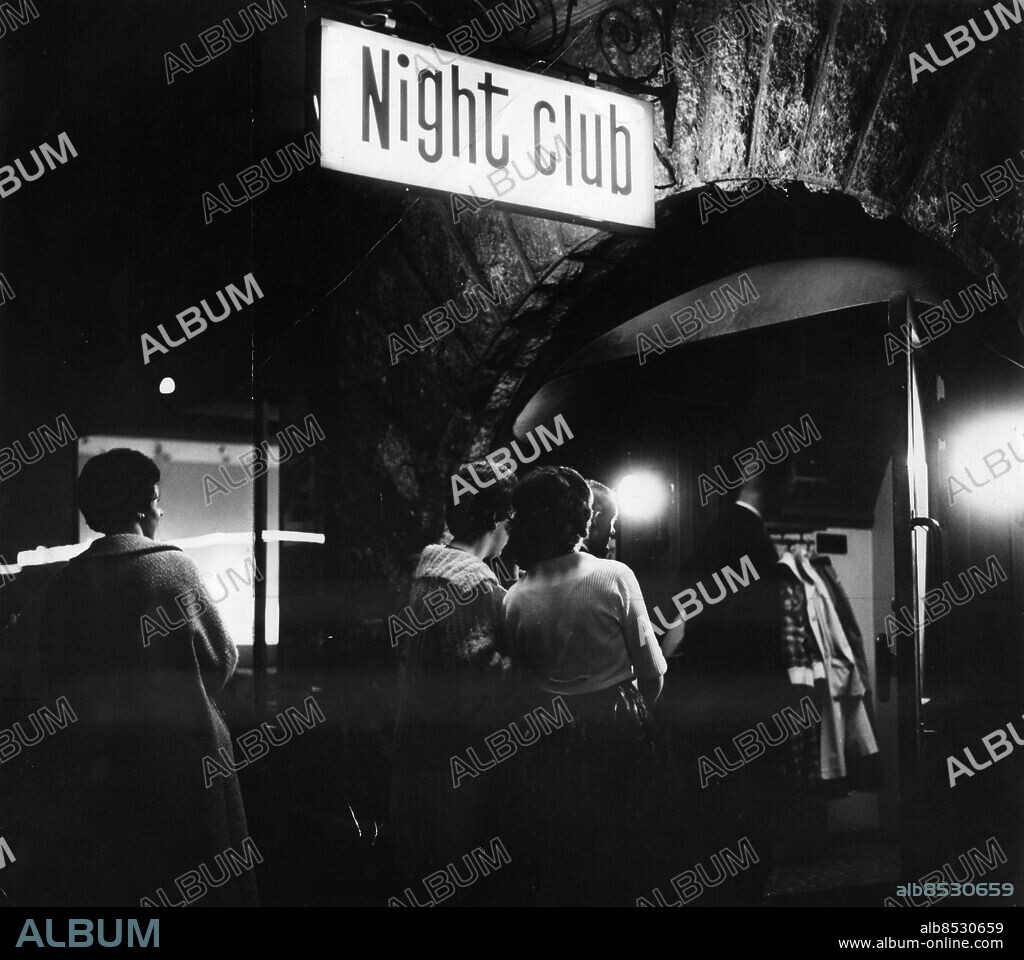 Tunnelns nattklubb på Adelgatan i Malmö 1961.. Foto: Alice Stridh /Sydsvenskan / IBL Bildbyrå. *** Local Caption *** /.