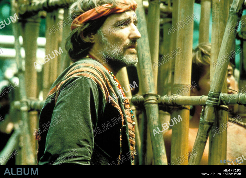 DENNIS HOPPER in APOCALYPSE NOW, 1979, directed by FRANCIS