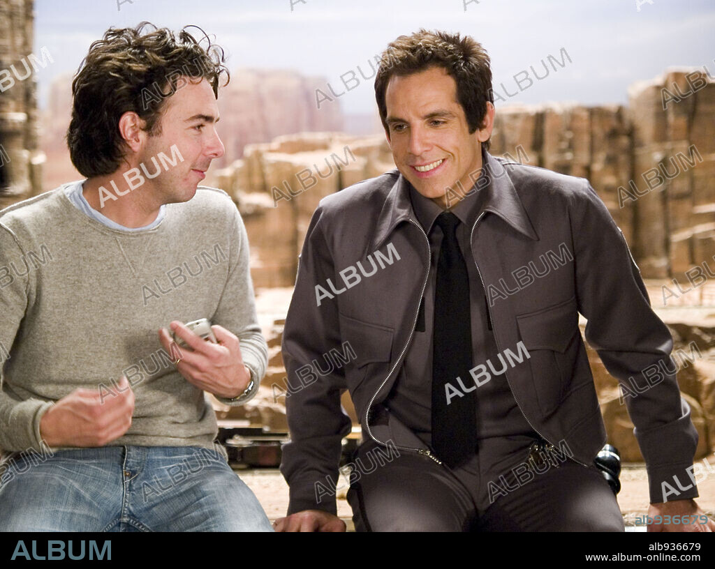 BEN STILLER and SHAWN LEVY in NIGHT AT THE MUSEUM, 2006, directed by SHAWN LEVY. Copyright 20TH CENTURY FOX / GREGORY, DOANE.