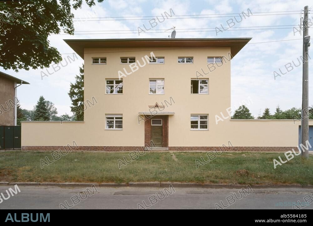 Forst (Niederlausitz, Brandenburg), Genossenschaftssiedlung "Eigene Scholle", (erbaut 1926/27; Arch.: Rudolf Kühn). Teilansicht. Foto, 2003.