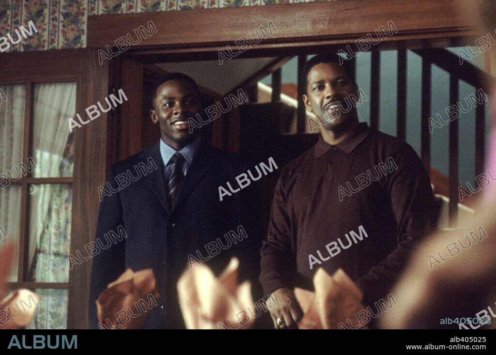 DENZEL WASHINGTON and DEREK LUKE in ANTWONE FISHER, 2002, directed by