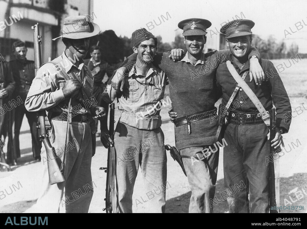 Members of the Special Night Squads in British Army uniform, Palestine, c1938-1939. Brigadier General Orde Wingate (1903-1944) organised the Special Night Squads - armed groups formed of British volunteers and men from the Haganah (Jewish militia).