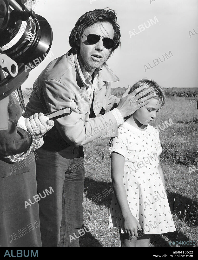 PETER BOGDANOVICH y TATUM O'NEAL en LUNA DE PAPEL, 1973 (PAPER MOON), dirigida por PETER BOGDANOVICH. Copyright PARAMOUNT PICTURES.