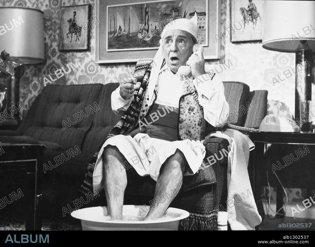 PACO MARTINEZ SORIA in EL PADRE DE LA CRIATURA, 1972, directed by PEDRO LAZAGA. Copyright ESTUDIOS CINEMATOGRAFICOS ROMA.