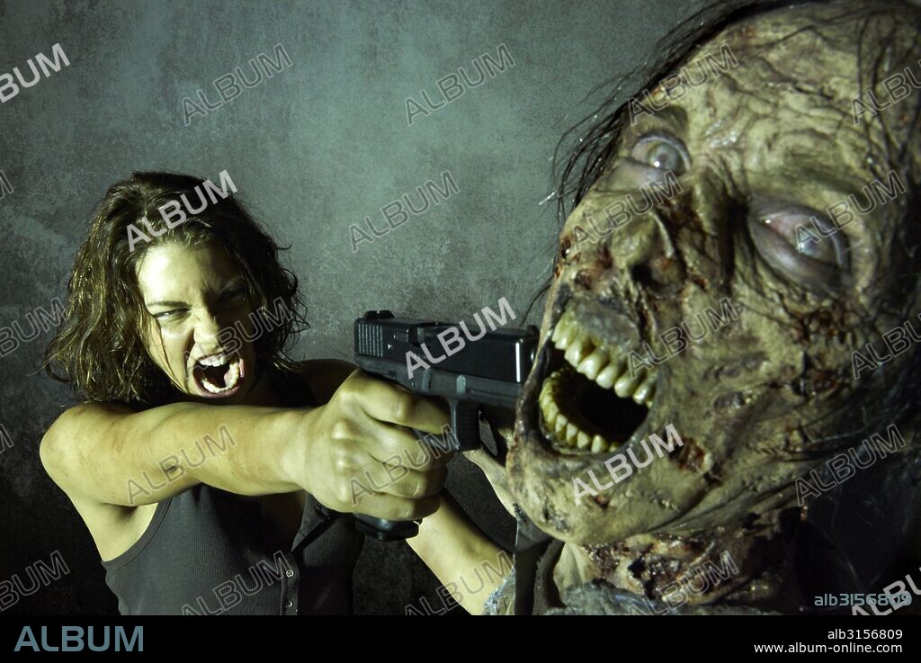 LAUREN COHAN in THE WALKING DEAD, 2010, directed by FRANK DARABONT. Copyright DARKWOODS PRODUCTIONS. Season 5.