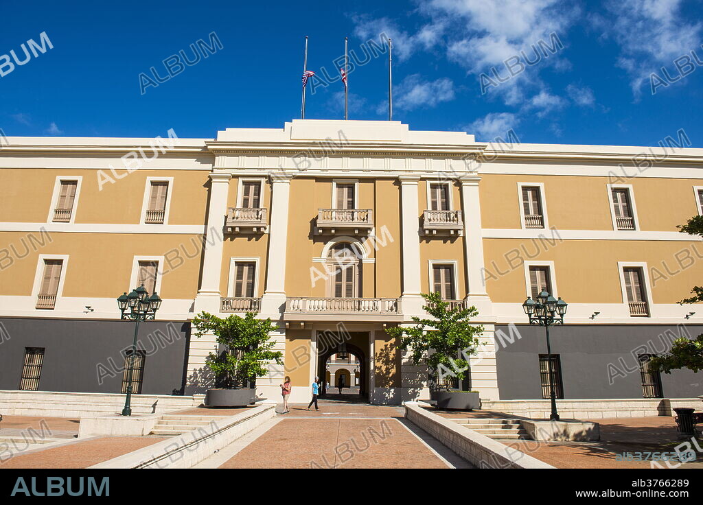 Ballaja Barracks, Museum of Americas highlights colourful folk art, old town of San Juan Historic Site, UNESCO World Heritage Site, Puerto Rico, West Indies, Caribbean, Central America.