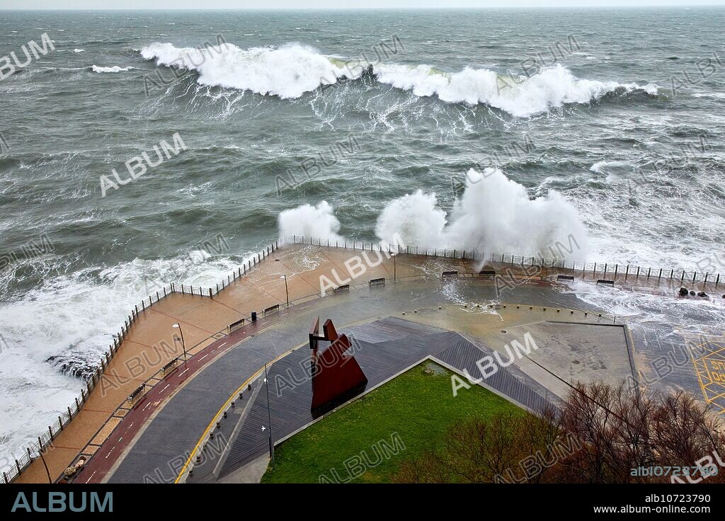 "Construcción Vacia" by Jorge Oteiza, Tempest in the Cantabrian Sea, Waves and Wind, Explosive Cyclogenesis, Paseo Nuevo, Donostia, San Sebastian, Gipuzkoa, Basque Country, Spain.