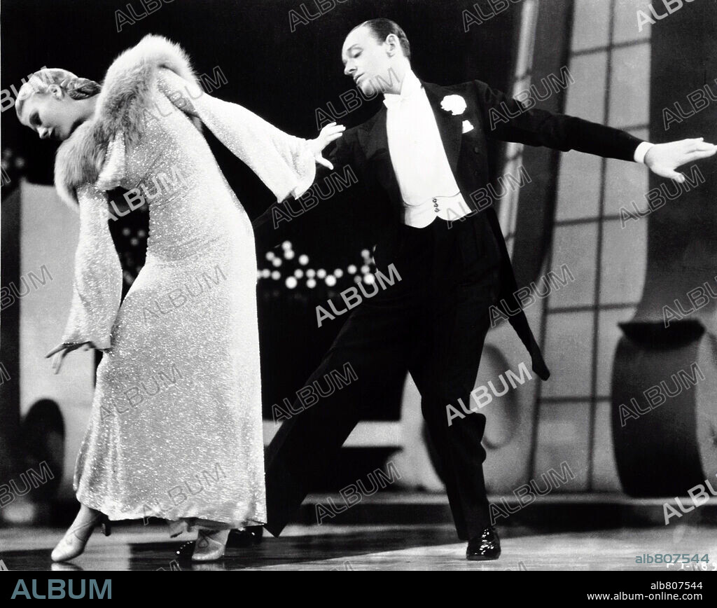 FRED ASTAIRE and GINGER ROGERS in FOLLOW THE FLEET, 1936, directed by MARK SANDRICH. Copyright RKO.