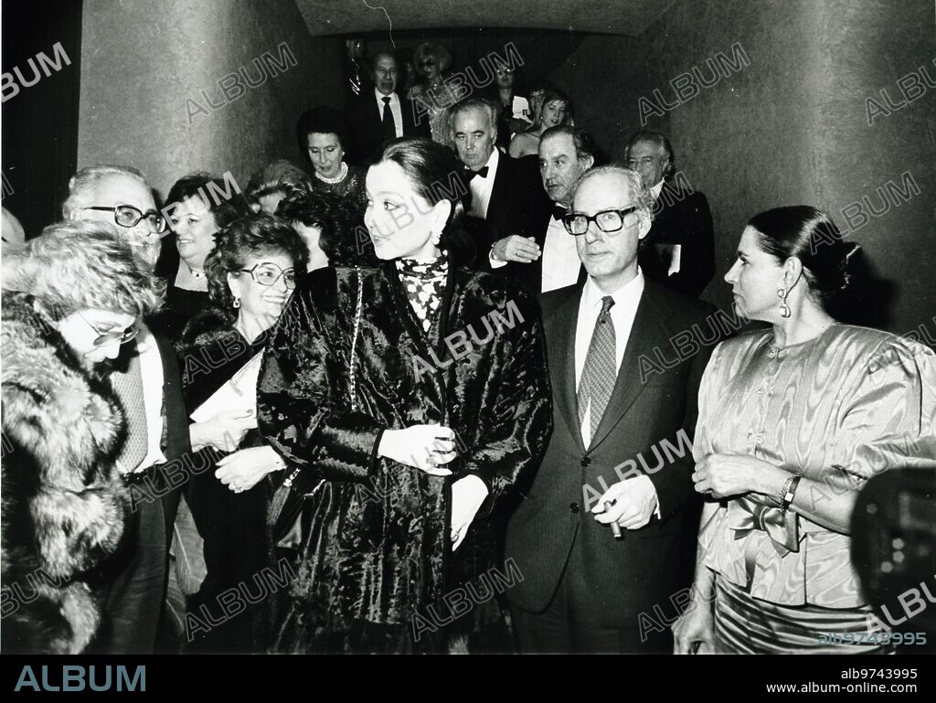 Madrid, 08/22/1988. Isabel Preysler and Miguel Boyer upon arrival at the Mayte Theater Awards ceremony.