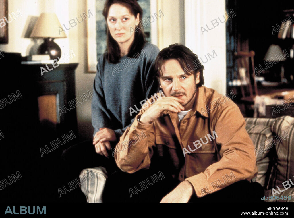 LIAM NEESON and MERYL STREEP in BEFORE AND AFTER, 1996, directed by BARBET SCHROEDER. Copyright HOLLYWOOD PICTURES.