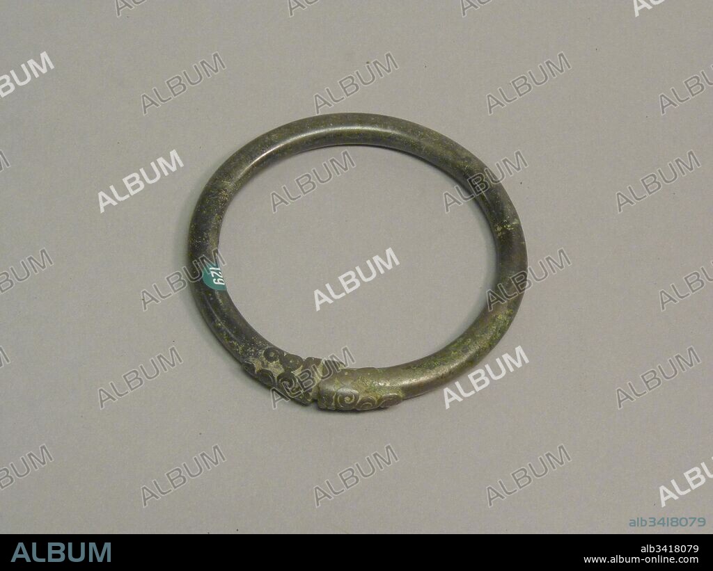 Solid Open Bangle with Decorated Ends, Bronze and Iron Age period, 500 B.C.–A.D. 300, Vietnam (North, Highlands?), Bronze, H. 3/8 in. (1 cm); Diam. 3 5/16 in. (8.4 cm), Jewelry.
