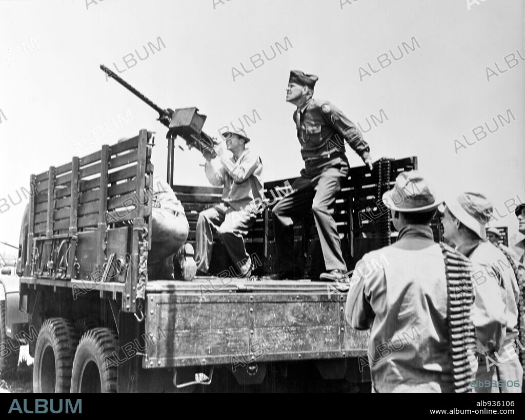 DAN DAILEY en BILL, QUÉ GRANDE ERES, 1950 (WHEN WILLIE COMES MARCHING HOME), dirigida por JOHN FORD. Copyright 20TH CENTURY FOX.