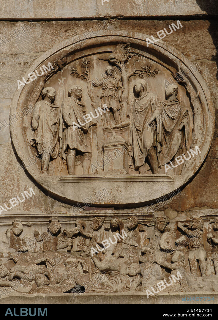 Italy. Rome. Arch of Constantine. 4th century. Erected by the Senate in honor of Emperor Constantine after his victory over Maxentius at the Battle of Milvian Bridge (312). Circular relief depicting sacrifice to Diana. Detail.