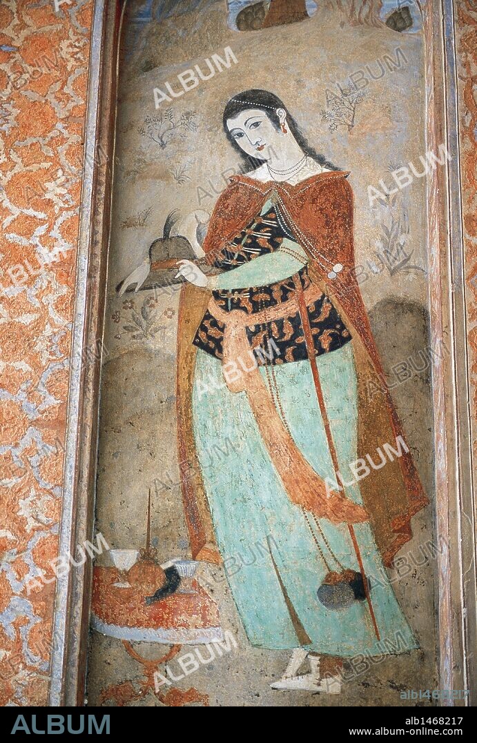 ARTE ISLAMICO. REPUBLICA ISLAMICA DE IRAN. PALACIO DE ALI QAPU. Epoca dinastía Timurí. Siglos XV-XVI. El sha Abbas lo transformó en la puerta principal de entrada al Palacio Real. Detalle de un fresco que representa a una mujer. ISFAHAN.