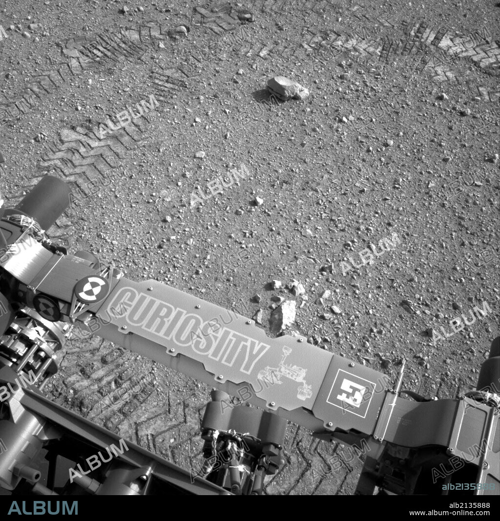 This image shows a close-up of track marks from the first test drive of NASA's Curiosity rover.  (Photo by: Universal History Archive/UIG via Getty Images).