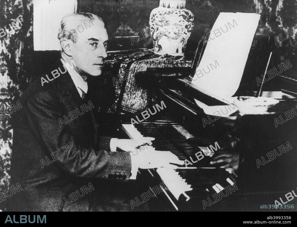 Maurice Ravel (1875-1937), French composer and pianist, early 20th century.