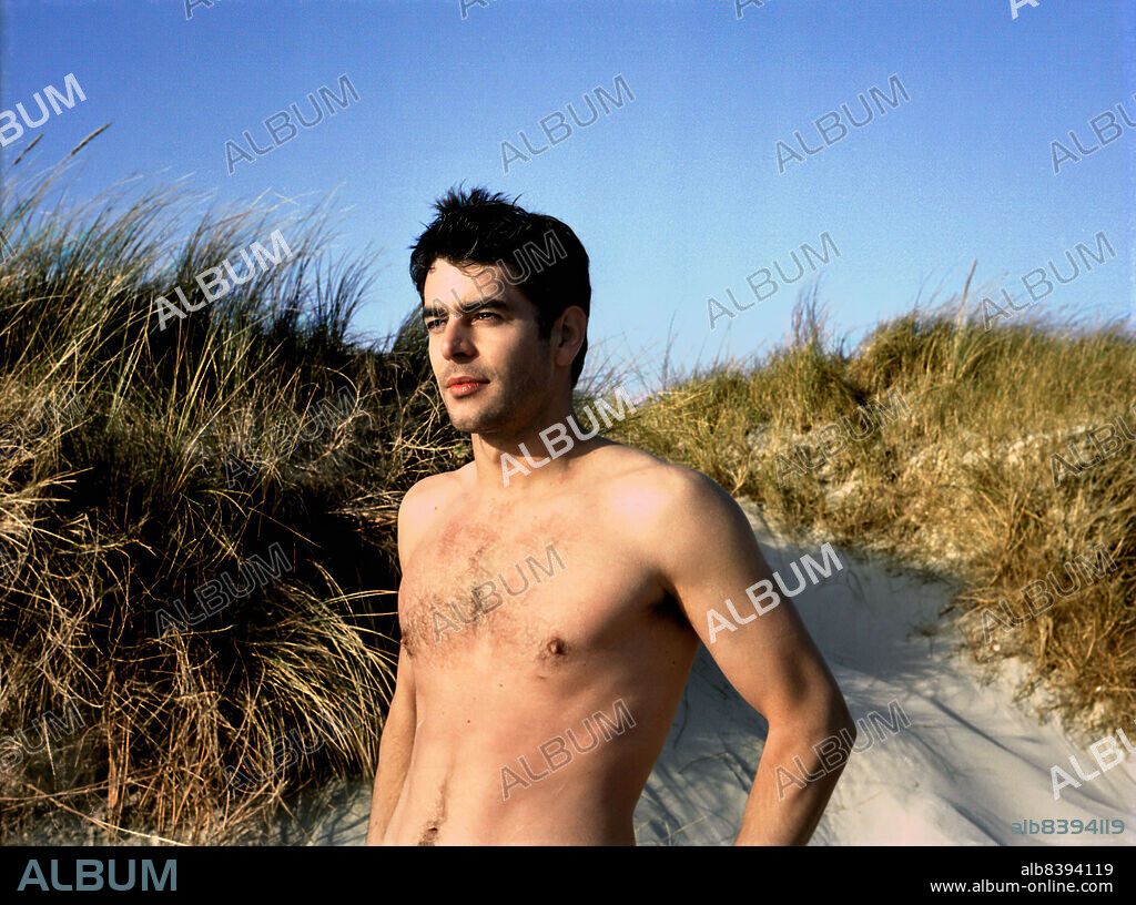 EDUARDO NORIEGA in NOVO, 2002, directed by JEAN-PIERRE LIMOSIN. Copyright LUMEN FILMS/ALTA PRODUCCION/AMKAFILMS.