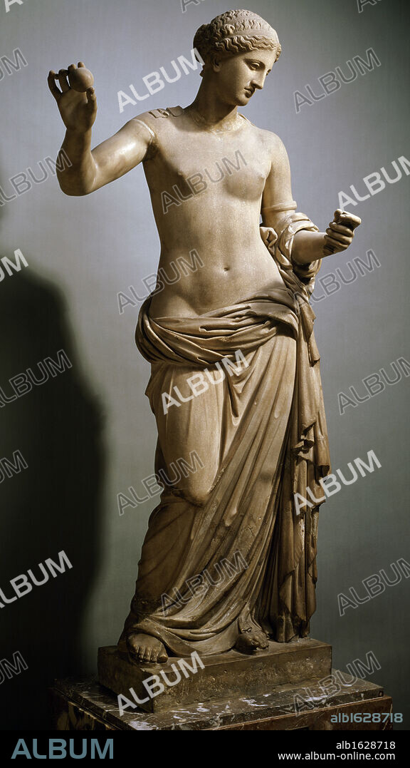 GREEK ART. Venus Of Arles, marble, 1st century B.C., France, Paris, Musee du Louvre, high 1, 94 m.