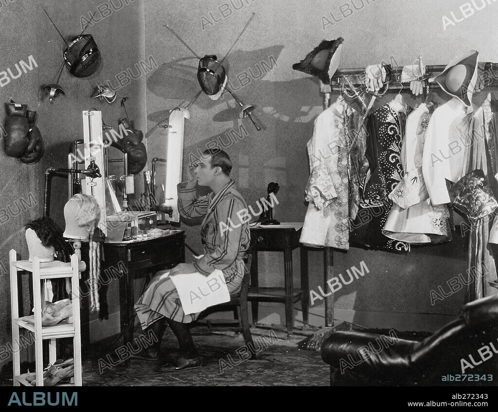 RODOLFO VALENTINO. RUDOLPH VALENTINO in MONSIEUR BEAUCAIRE, 1924, directed by SIDNEY OLCOTT. Copyright FAMOUS PLAYERS/PARAMOUNT.