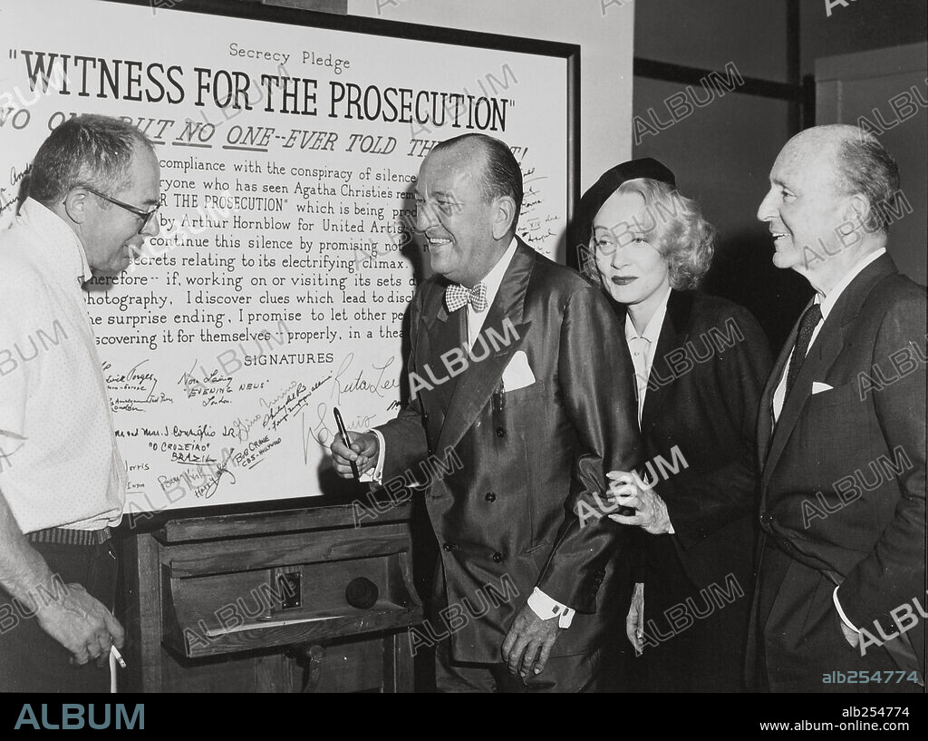 BILLY WILDER, MARLENE DIETRICH and NOEL COWARD in WITNESS FOR THE PROSECUTION, 1957, directed by BILLY WILDER. Copyright UNITED ARTISTS.