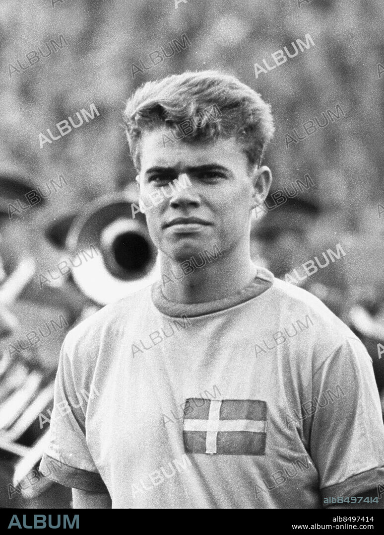 1964-06-28. Roger Magnusson, fotbollsspelare Åtvidabergs FF i landslagströja. Foto: Expressen / TT / Kod: 192. ** AFTONBLADET OUT **.