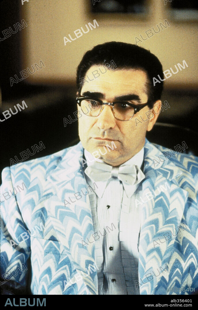 EUGENE LEVY en DOWN TO EARTH: DE VUELTA A LA TIERRA, 2001 (DOWN TO EARTH), dirigida por CHRIS WEITZ y PAUL WEITZ. Copyright PARAMOUNT PICTURES / GROSSMAN, MARNI.