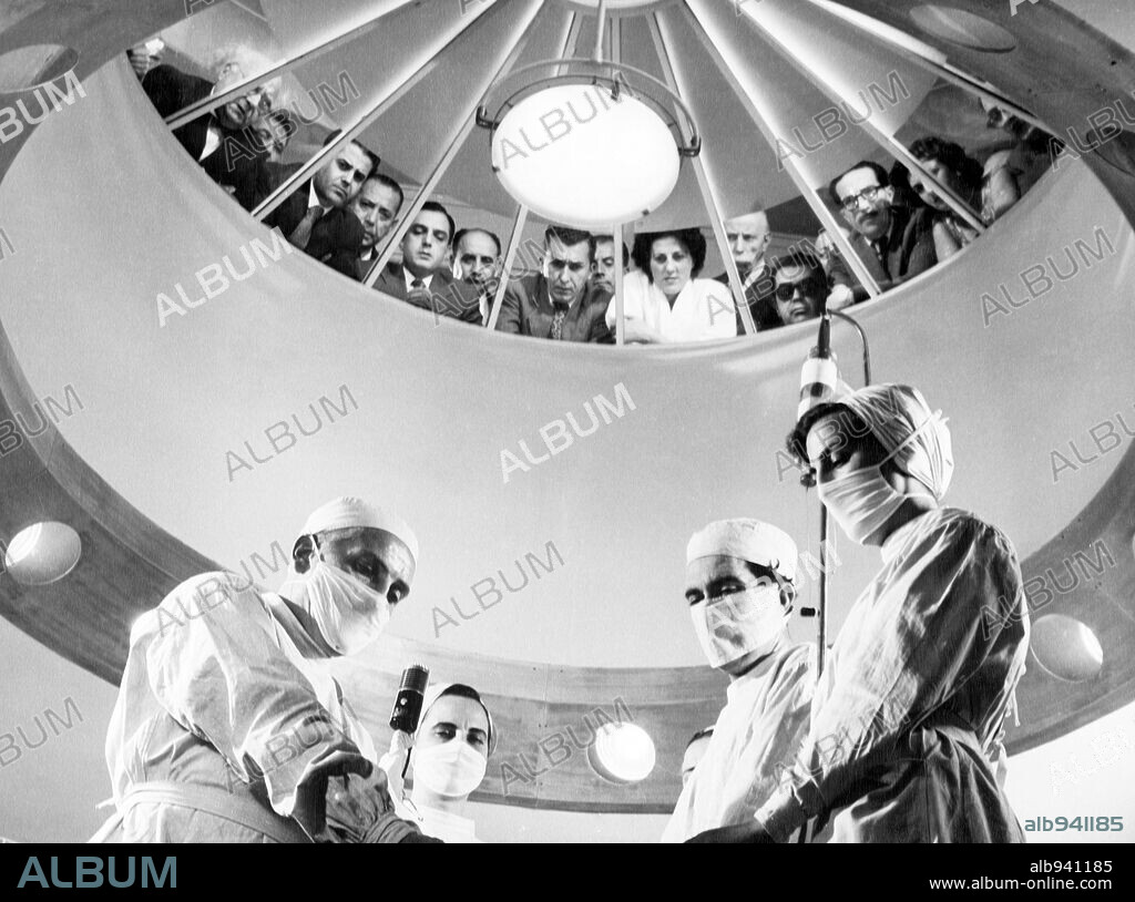 LA HERIDA LUMINOSA, 1956, dirigida por TULIO DEMICHELI. Copyright BALCAZAR P.C.