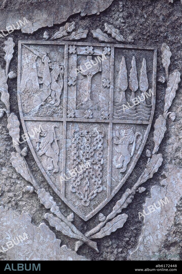 ANTONIO DE ECHEVARRIA Y ELEXAGA (1785-?). EXTERIOR-DETALLE DE ESCUDO EN PIEDRA.