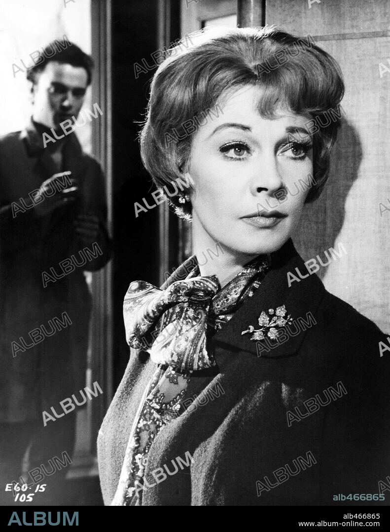 VIVIEN LEIGH in THE ROMAN SPRING OF MRS. STONE, 1961, directed by JOSE QUINTERO. Copyright WARNER BROS/SEVEN ARTS.