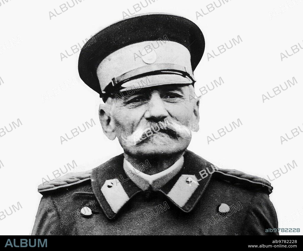 Agosto 1921. Muerte de un Soberanorecientisimo retrato del Rey Pedro de Serbia que ha fallecido en Belgrado (Meurisse).