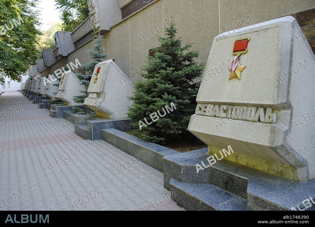 UCRANIA. SEBASTOPOL. Memorial de la división de Sebastopol, 1941-1942. Conmemora el asedio por parte del Eje Alemán, durante la II Guerra Mundial de 1941-1942. La ciudad finalmente fue tomada por los nazis.
