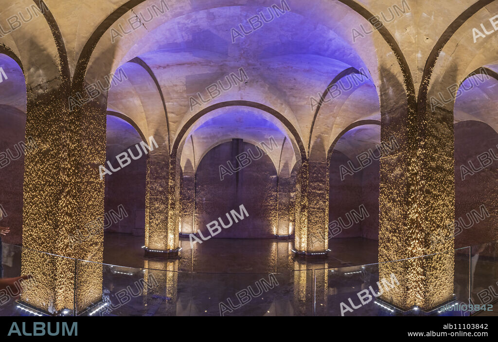 Cistern of the Misericòrdia, under the 'Pati de les Dones', Centro Cultural la Misericordia, Palma, Mallorca, Spain.