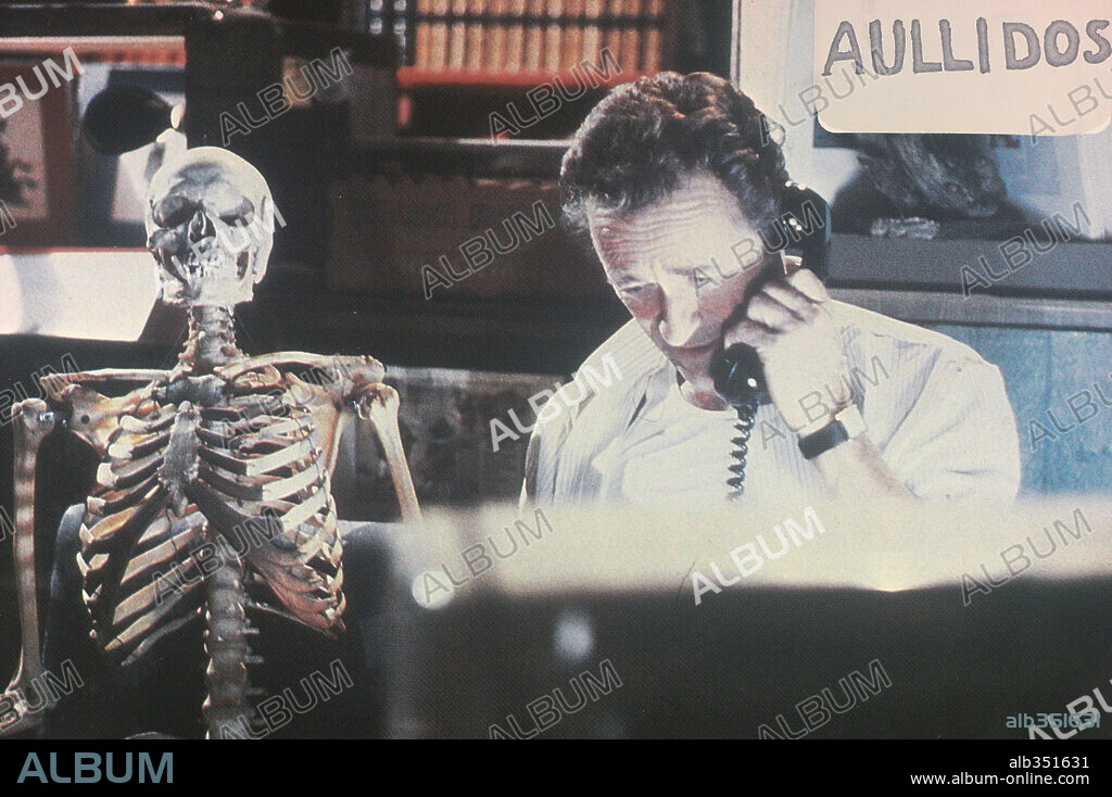 AULLIDOS, 1981 (THE HOWLING), dirigida por JOE DANTE. Copyright EMBASSY PICTURES.