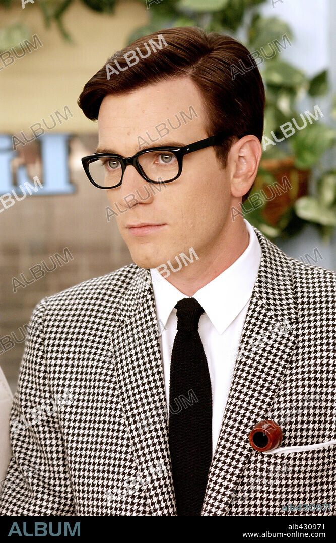 EWAN McGREGOR in DOWN WITH LOVE, 2003, directed by PEYTON REED. Copyright 20TH CENTURY FOX.