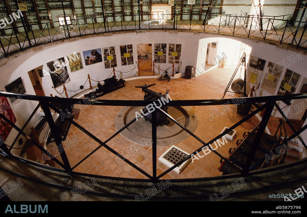 Utiel; Museo del Vino de la Comunidad Valenciana (comarca de Requena-Utiel).