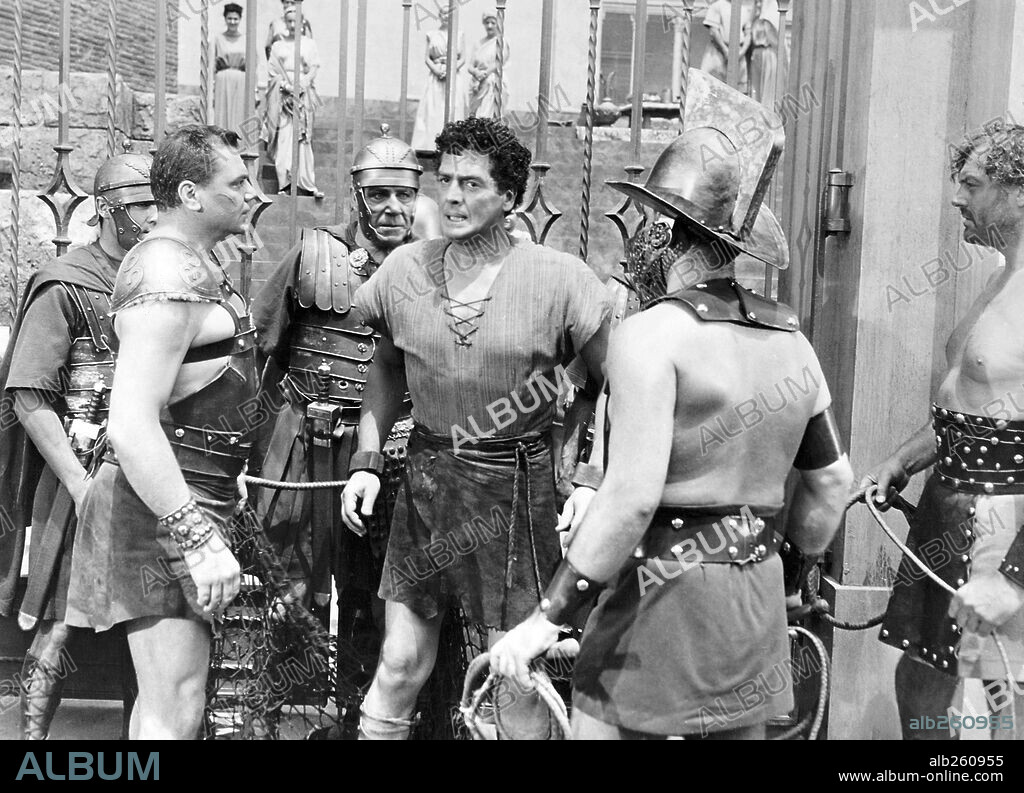 ERNEST BORGNINE und VICTOR MATURE in DEMETRIUS AND THE GLADIATORS, 1954, unter der Regie von DELMER DAVES. Copyright 20TH CENTURY FOX.