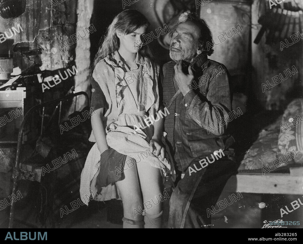 MIGUEL INCLAN in THE YOUNG AND THE DAMNED, 1950 (LOS OLVIDADOS), directed by LUIS BUÑUEL. Copyright CARDINAL FILMS LIMITED.