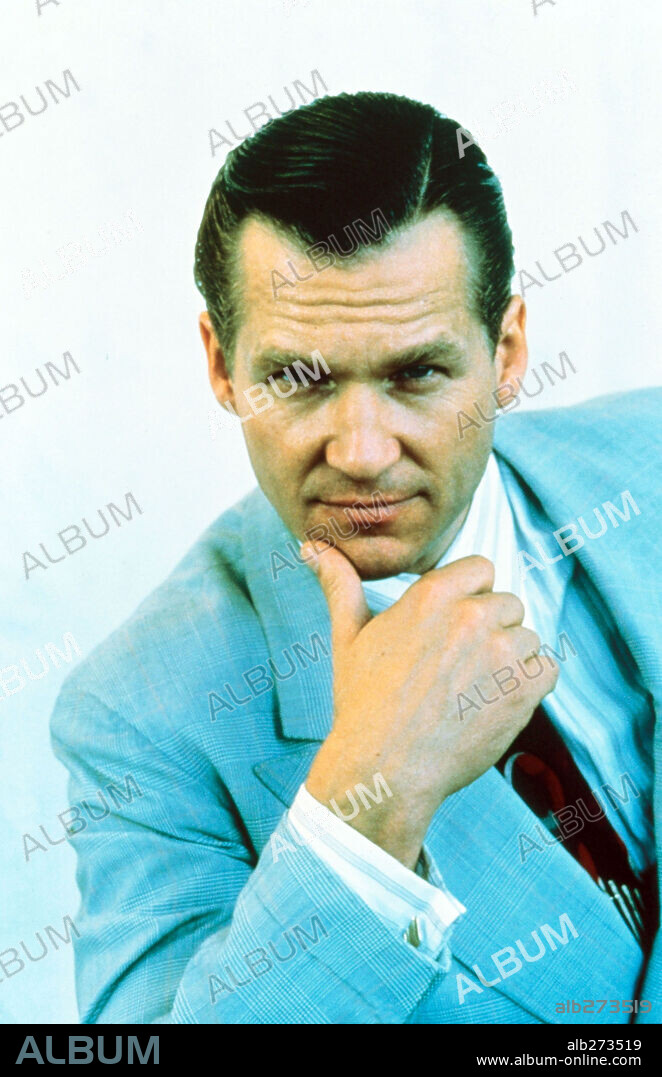 JEFF BRIDGES en TUCKER: UN HOMBRE Y SU SUEÑO, 1988 (TUCKER: THE MAN AND HIS DREAM), dirigida por FRANCIS FORD COPPOLA. Copyright LUCASFILM LTD/PARAMOUNT.